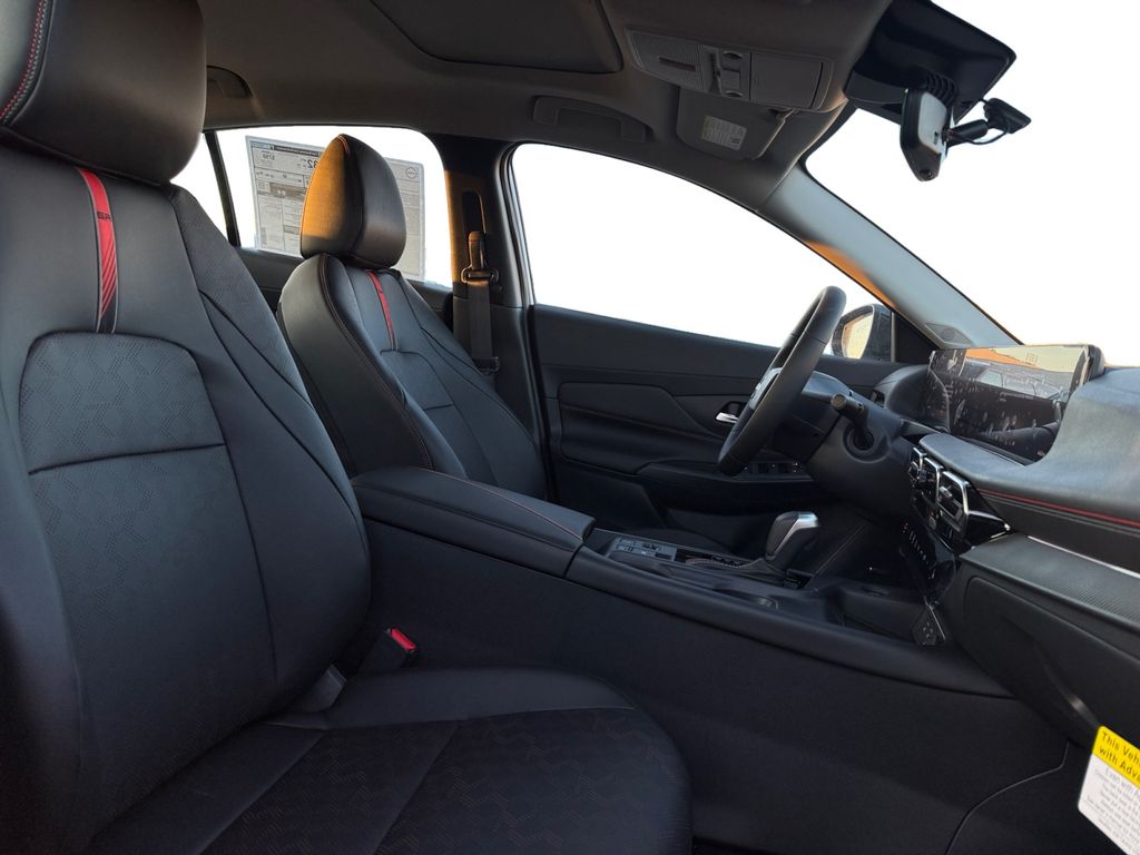 2026 Nissan Sentra SR - Photo 15