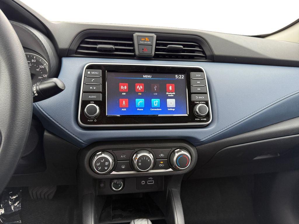 2025 Nissan Versa Sedan SV - Photo 11