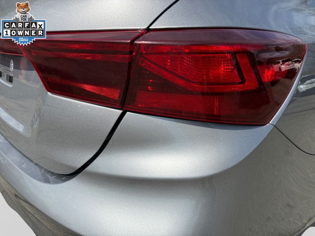 2024 Kia Forte LXS - Photo 21