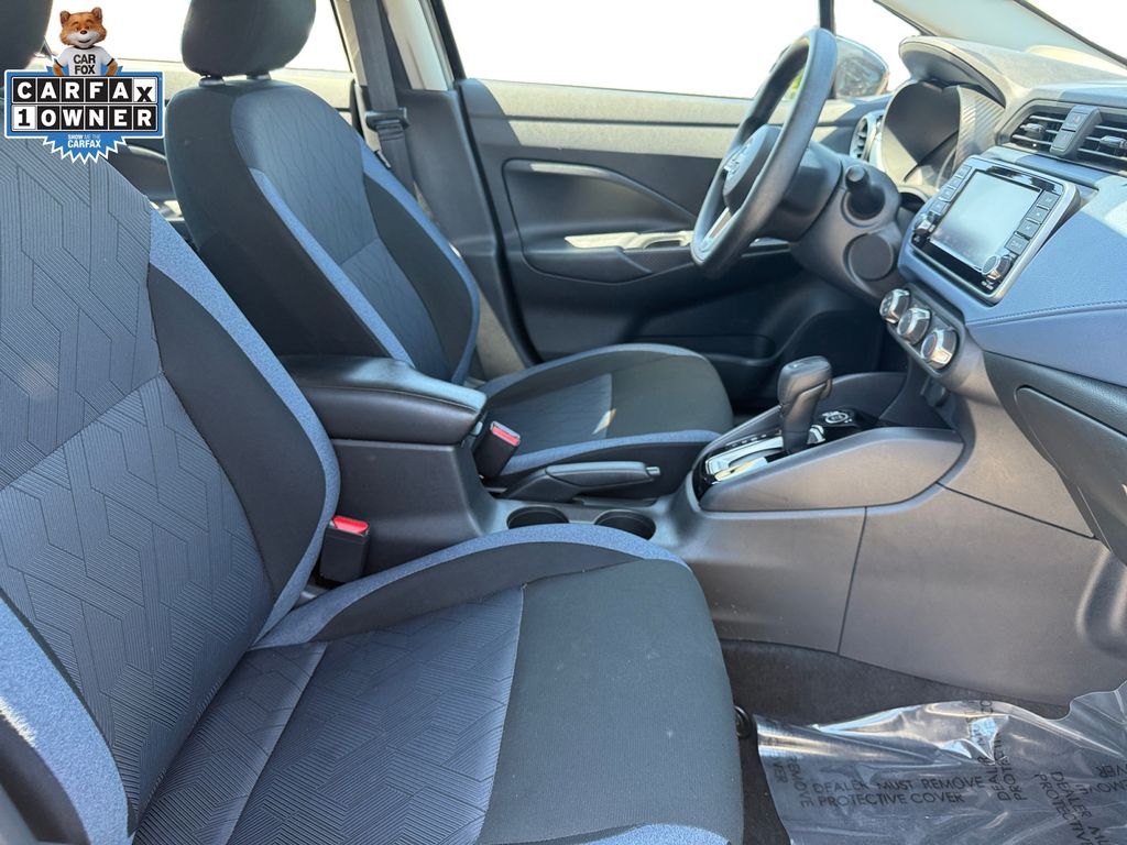 2025 Nissan Versa Sedan SV - Photo 15