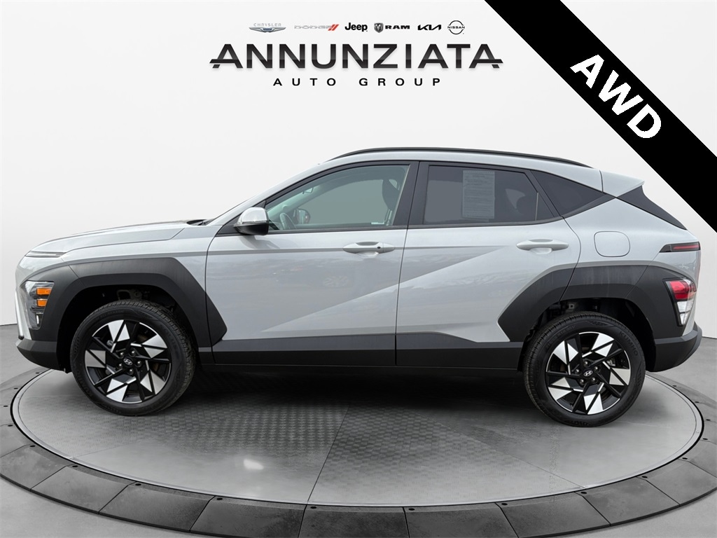 Used 2024 Hyundai Kona SEL with VIN KM8HBCABXRU050050 for sale in New Hampton, NY