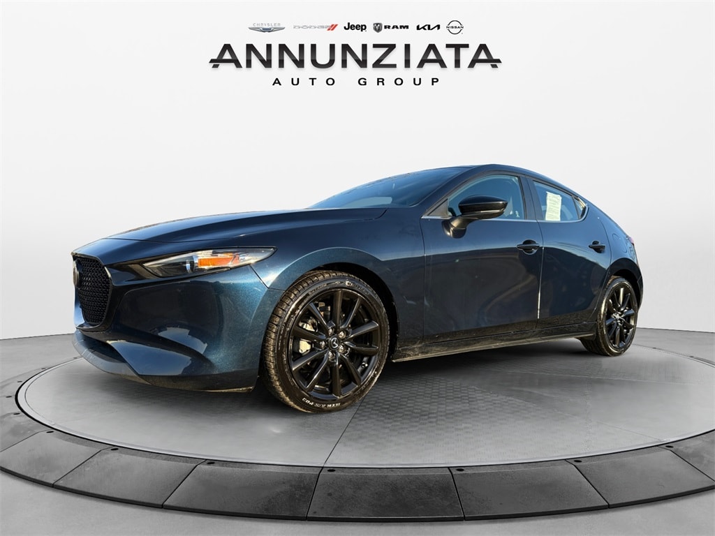 2025 Mazda Mazda3 Select Sport's photo