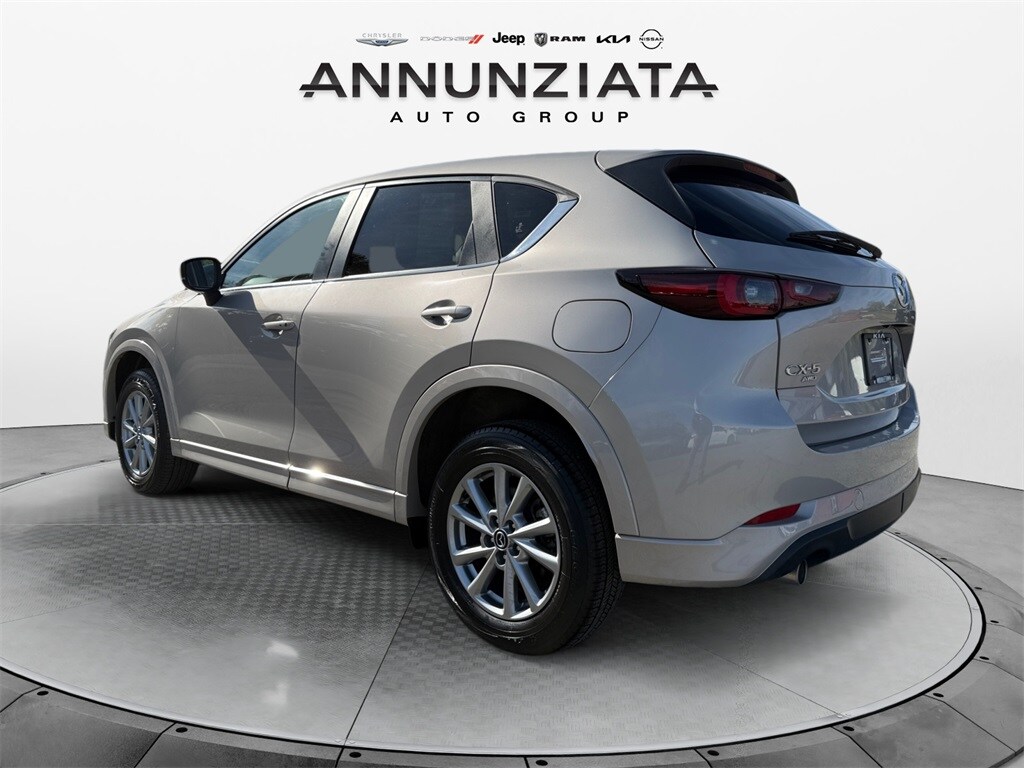 2024 Mazda CX-5 2.5 Select photo 3
