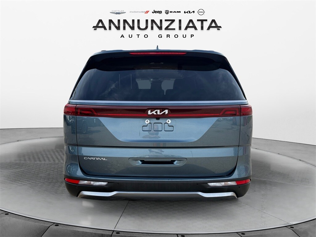 2024 Kia Carnival SX photo 4