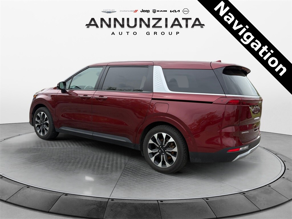 2024 Kia Carnival EX photo 3