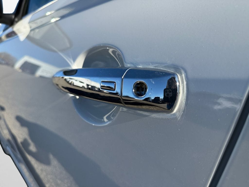 2025 Nissan Altima SV - Photo 31