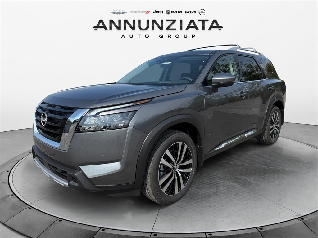 2025 Nissan Pathfinder Platinum