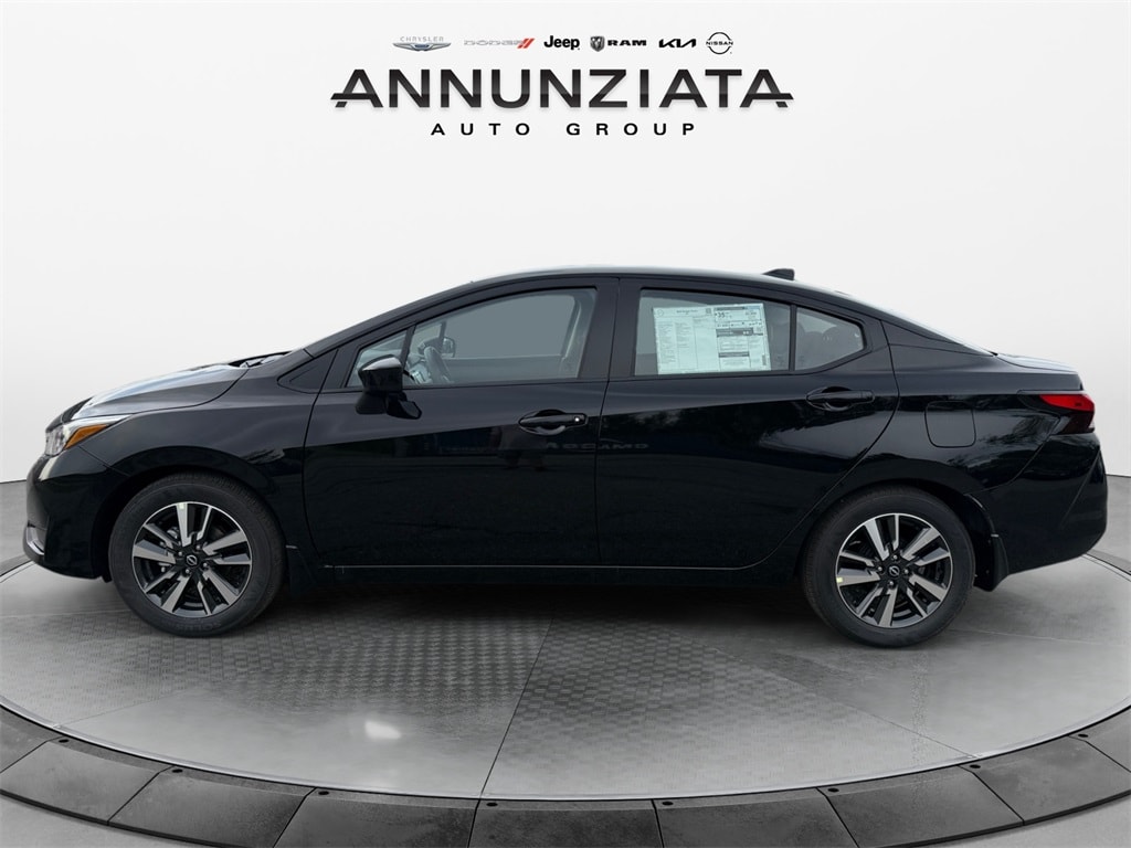 New 2025 Nissan Versa 1.6 SV Sedan