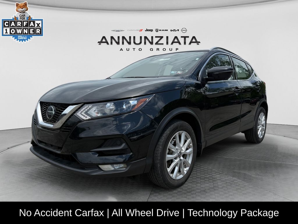 2022 Nissan Rogue Sport SV AWD's photo
