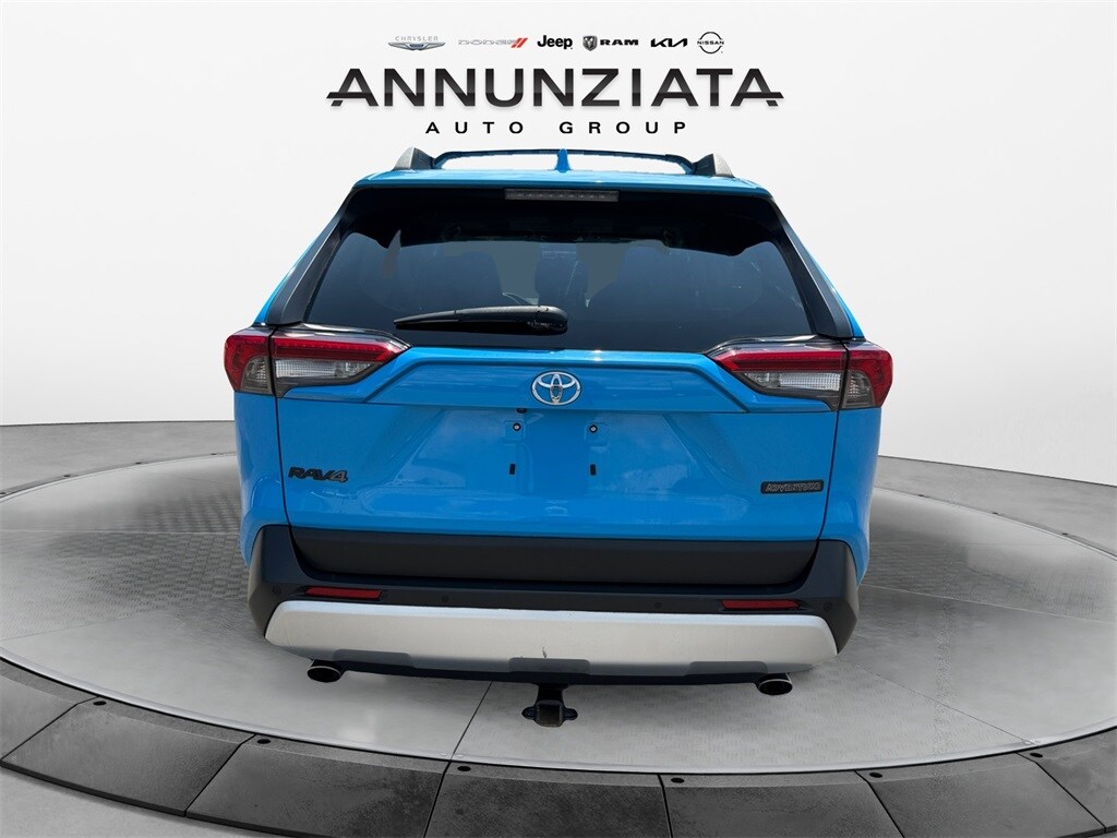 2019 Toyota RAV4 Adventure photo 4