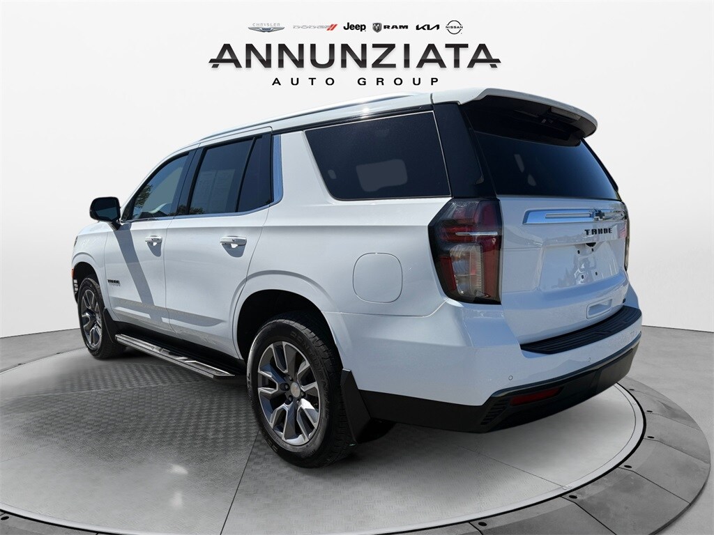 2022 Chevrolet Tahoe LT photo 2