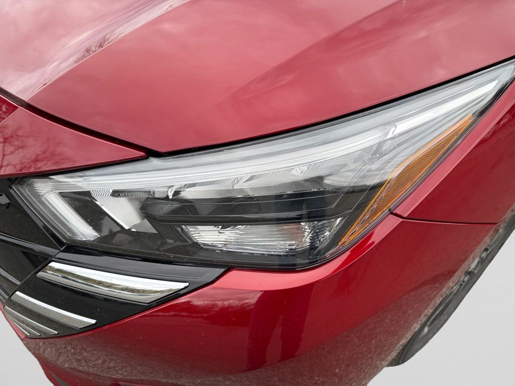 2025 Nissan Versa Sedan SV - Photo 20