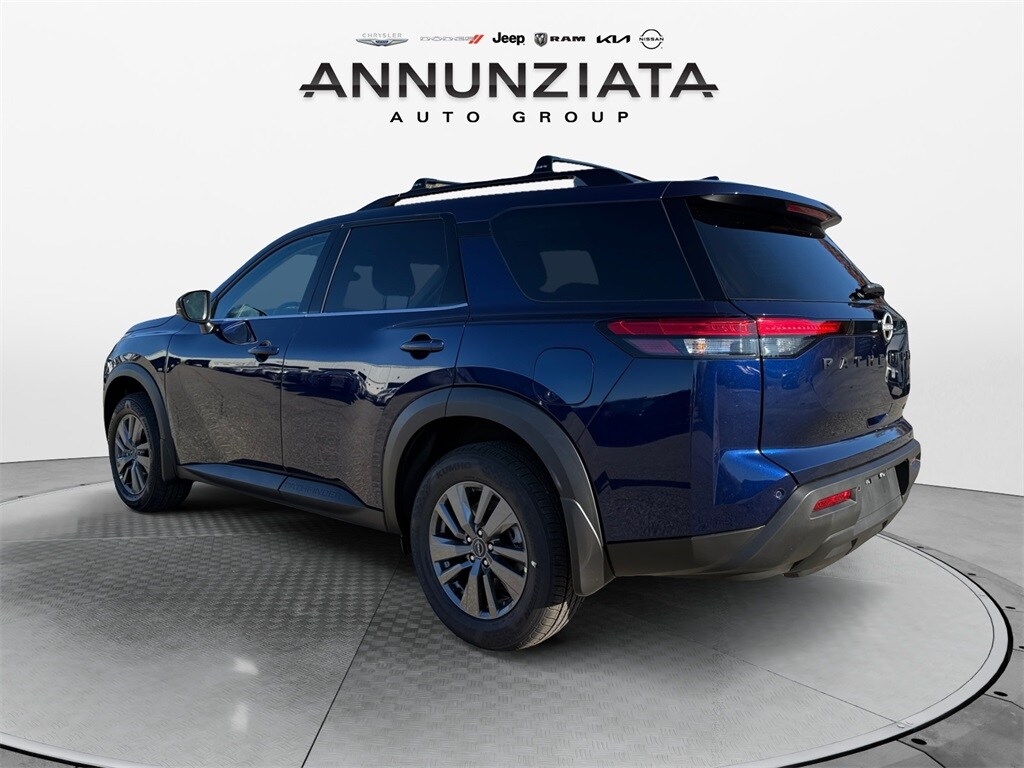 New 2025 Nissan Pathfinder SV SUV