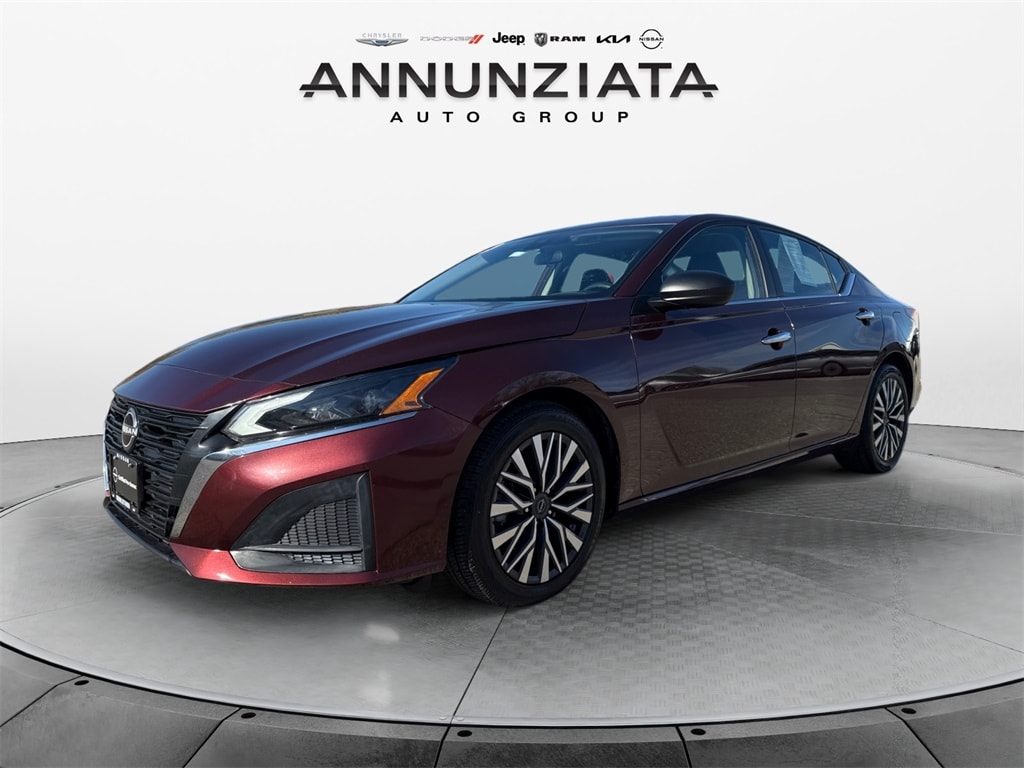 2024 Nissan Altima SV