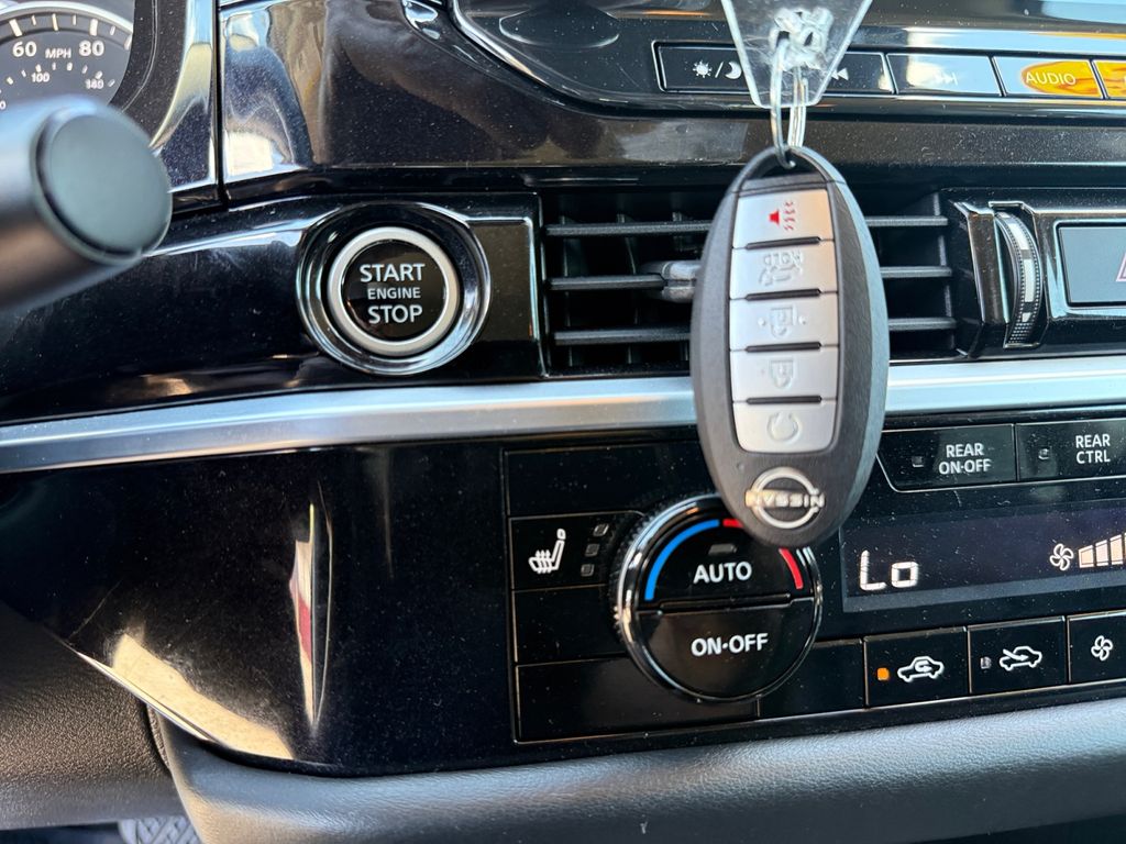 2022 Nissan Pathfinder SL - Photo 29