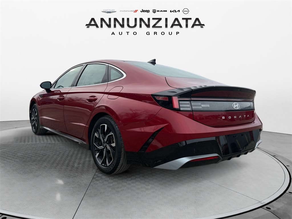 Used 2024 Hyundai Sonata SEL Sedan