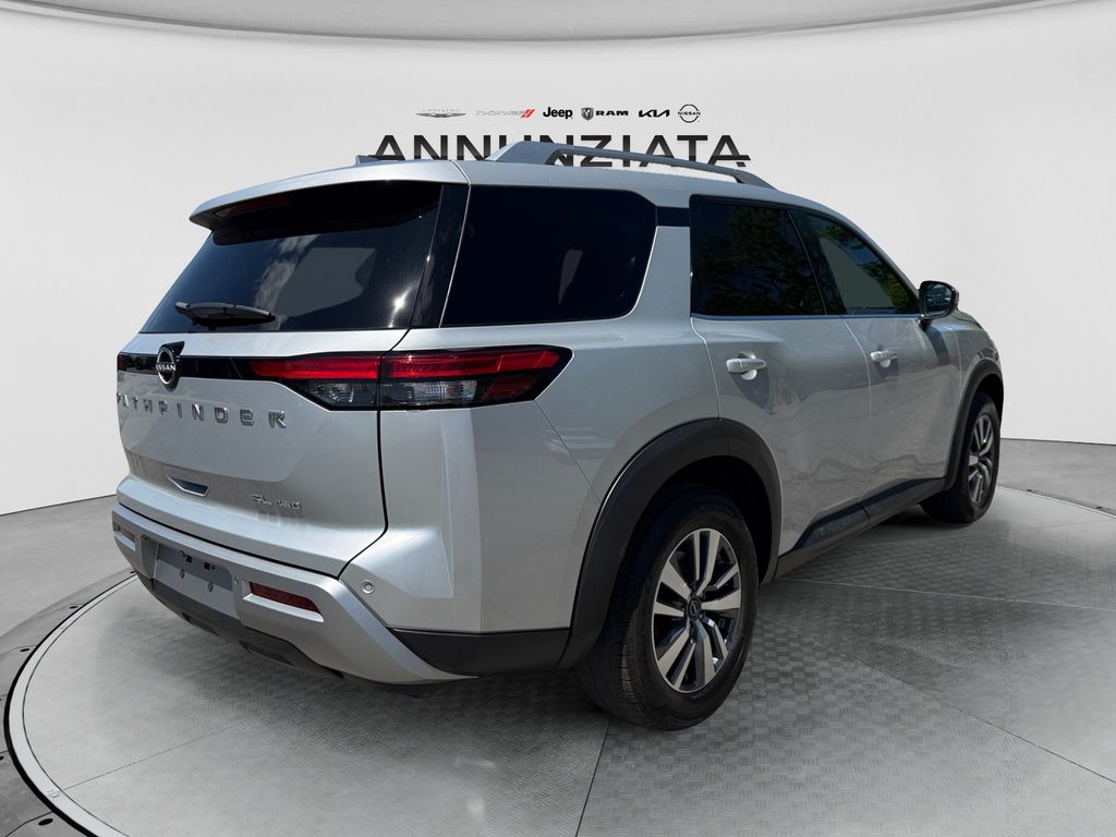 2022 Nissan Pathfinder SL - Photo 5