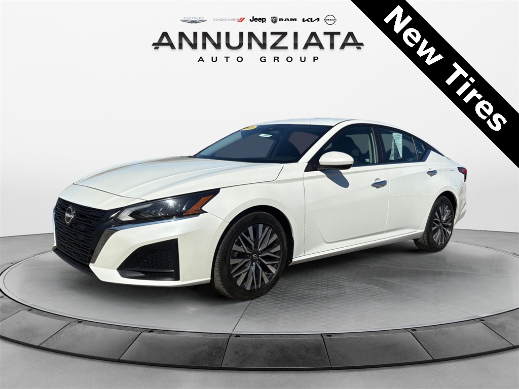 2023 Nissan Altima Sedan 