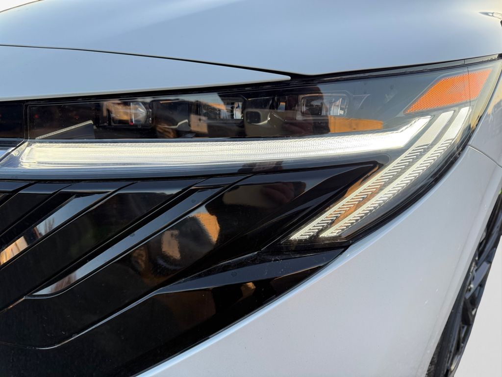2026 Nissan Sentra SR - Photo 22