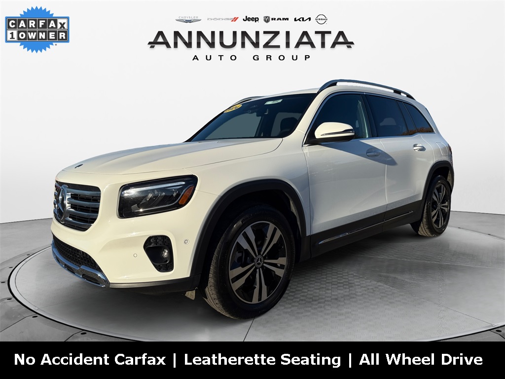 2024 Mercedes-Benz GLB Base's photo