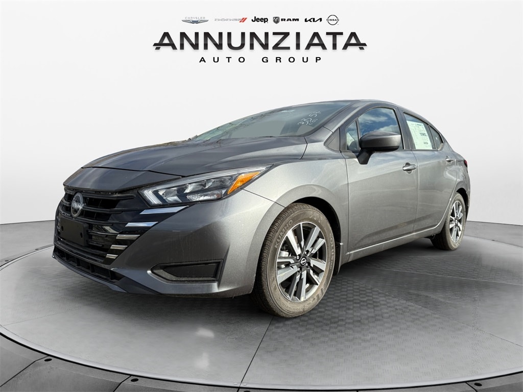 New 2025 Nissan Versa 1.6 SV Sedan