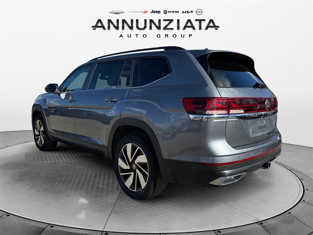 Used 2025 Volkswagen Atlas 2.0T SE w/Technology SUV