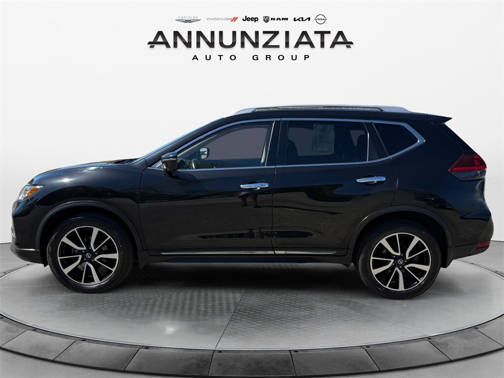 2018 Nissan Rogue SL photo 2