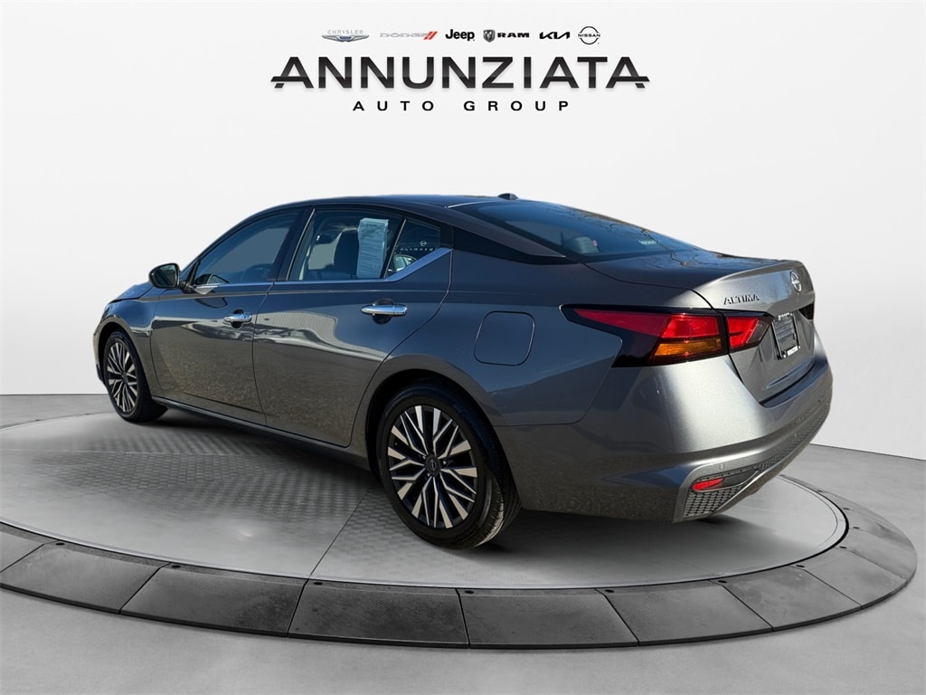 Certified 2024 Nissan Altima 2.5 SV Sedan