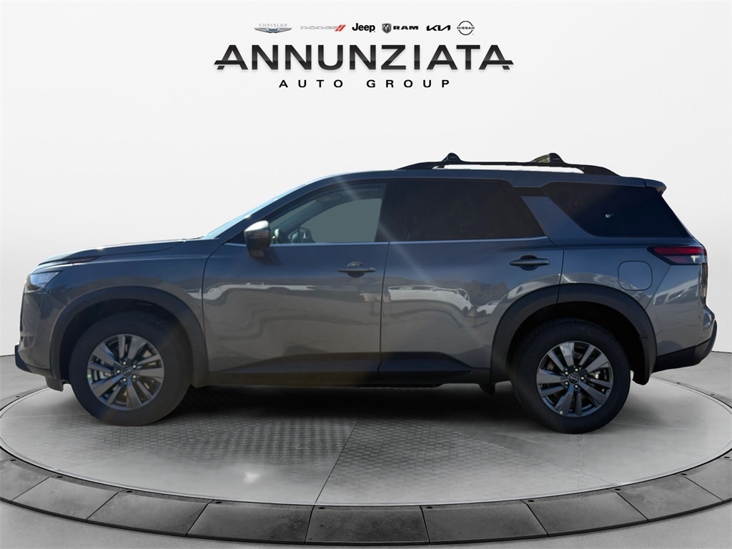 New 2025 Nissan Pathfinder SV SUV