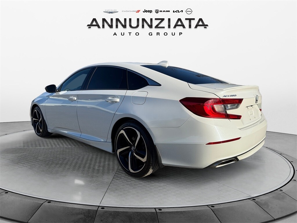 2018 Honda Accord Sport photo 3