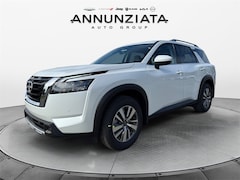 2025 Nissan Pathfinder SL SUV