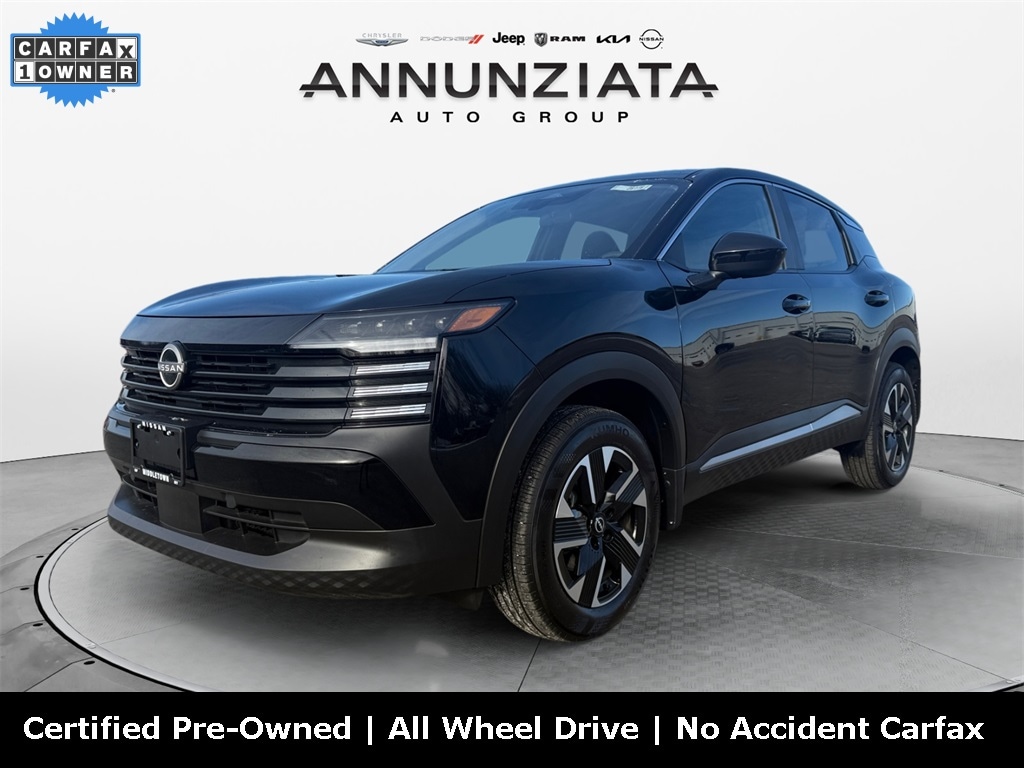 2025 Nissan Kicks SV AWD's photo