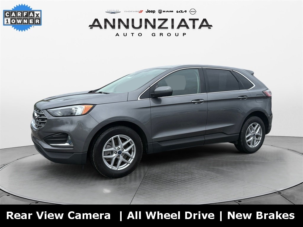 2022 Ford Edge SEL's photo