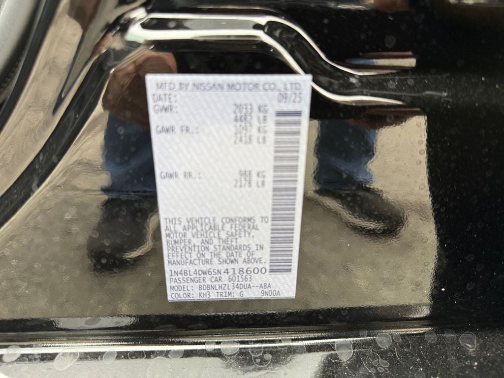 2025 Nissan Altima SV - Photo 30