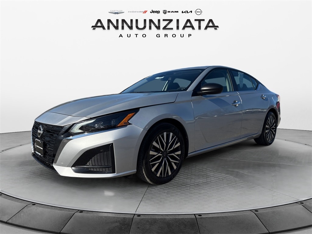 2024 Nissan Altima SV