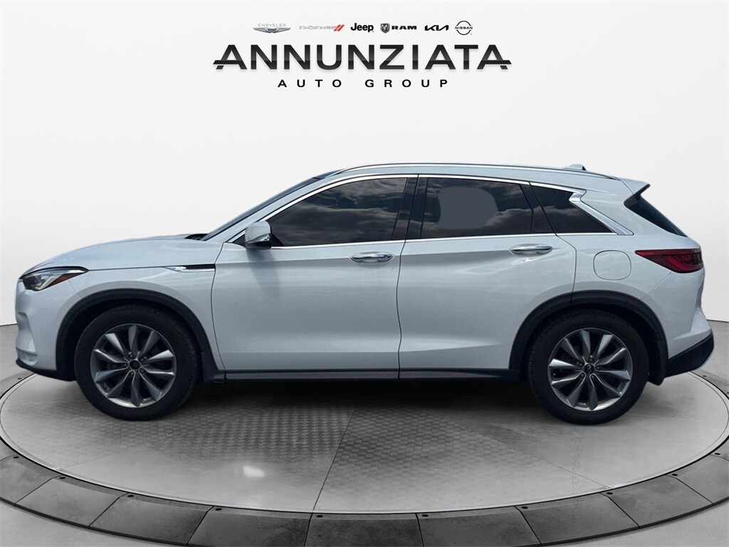 2020 Infiniti QX50 Luxe photo 2