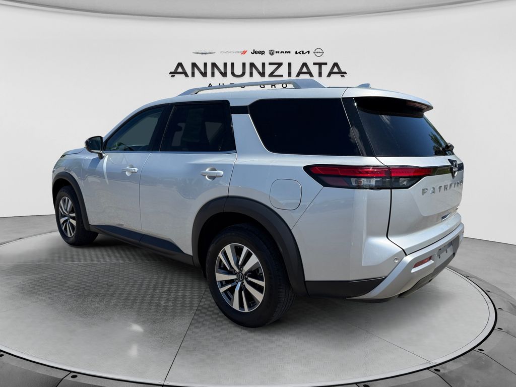 2022 Nissan Pathfinder SL - Photo 3