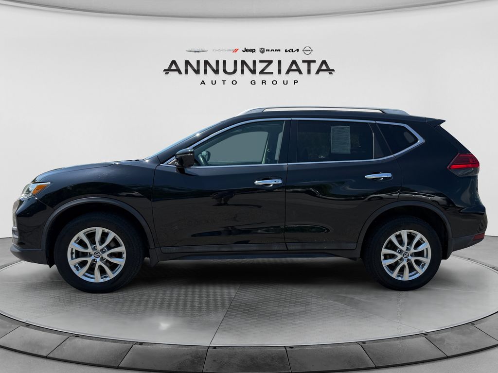 Used 2017 Nissan Rogue SV with VIN 5N1AT2MV8HC733934 for sale in New Hampton, NY
