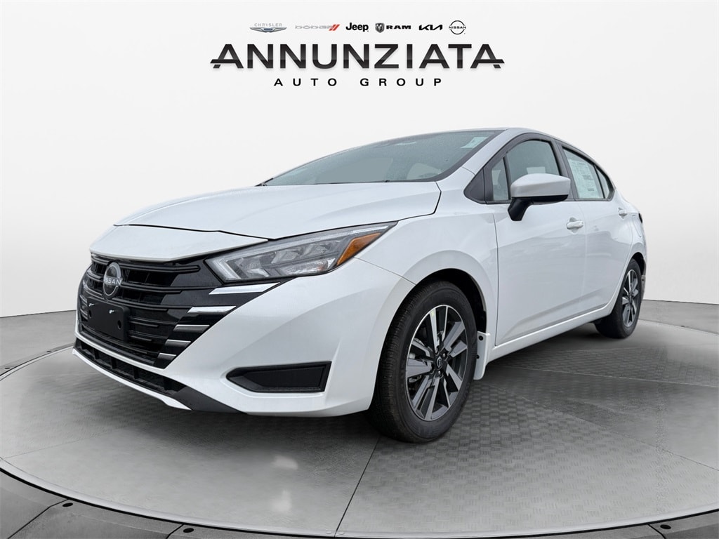 New 2025 Nissan Versa 1.6 SV Sedan