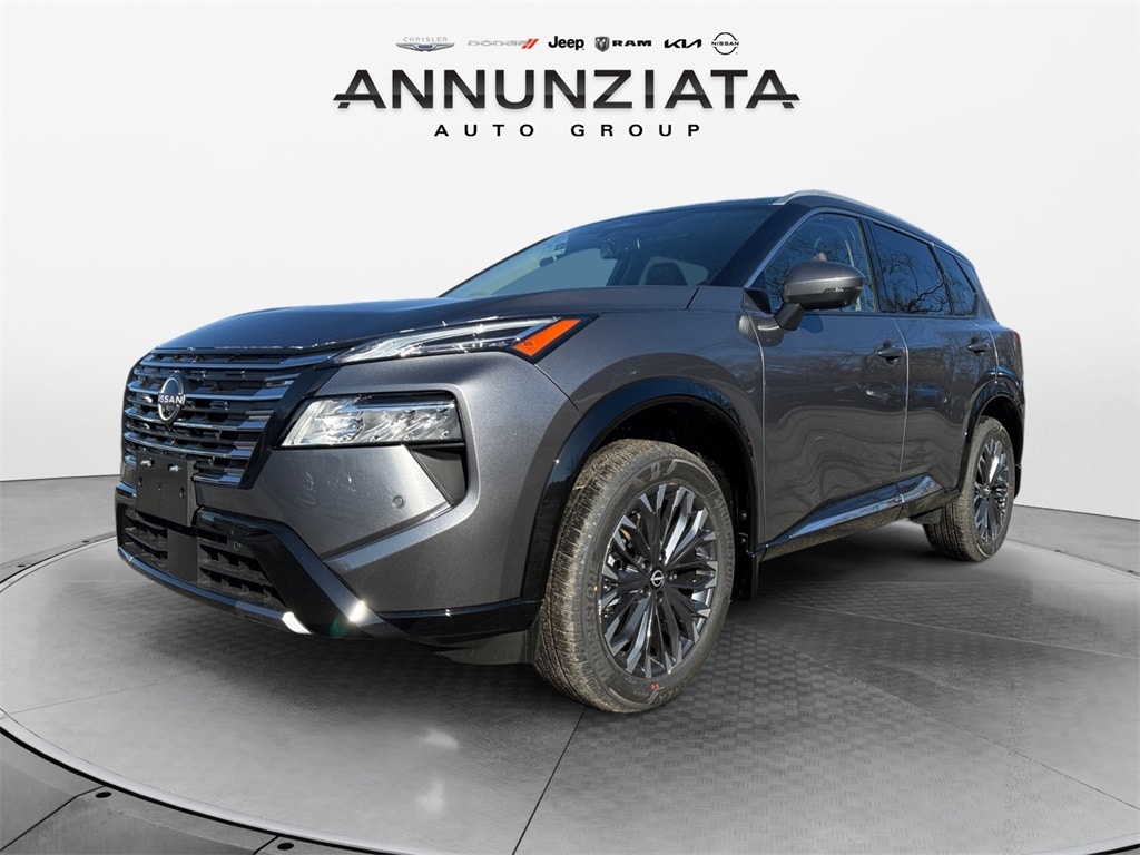 2026 Nissan Rogue Platinum's photo