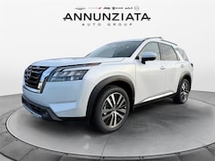 2025 Nissan Pathfinder Platinum SUV