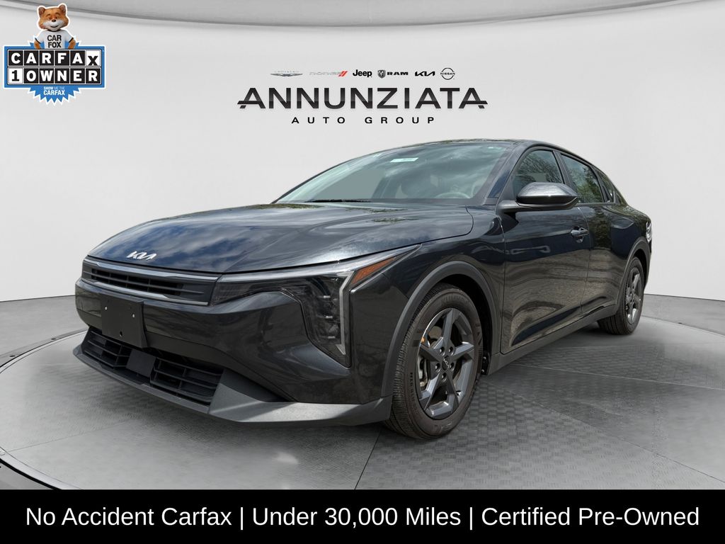 2025 Kia K4 LXS AT's photo