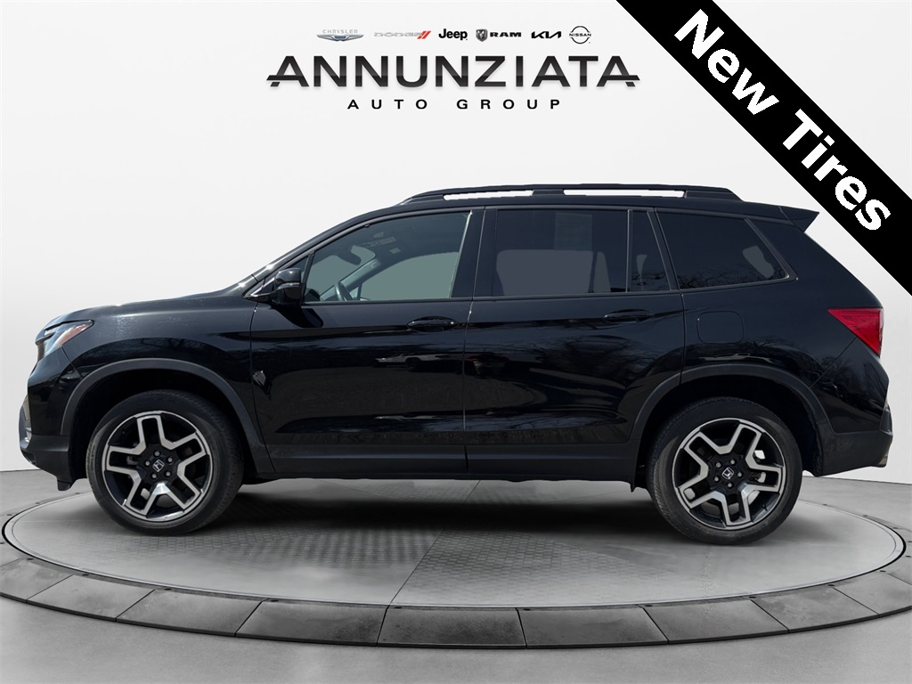 Used 2022 Honda Passport Elite with VIN 5FNYF8H02NB008193 for sale in New Hampton, NY