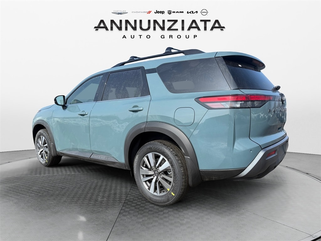 New 2026 Nissan Pathfinder SL SUV