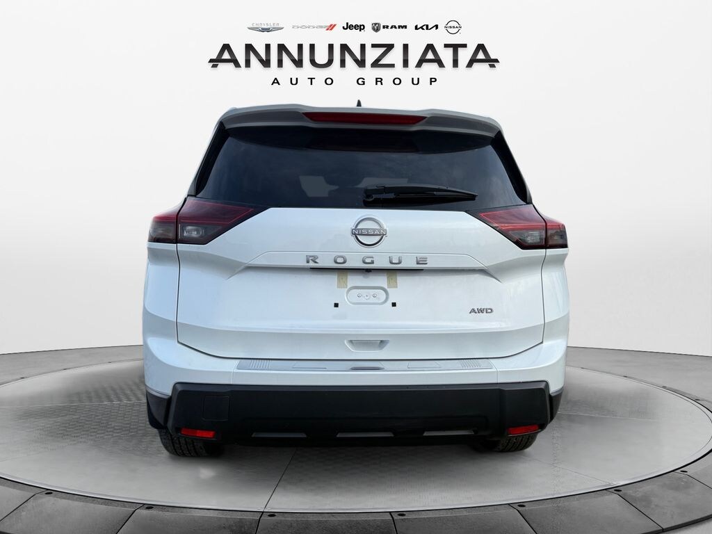 New 2026 Nissan Rogue SV SUV