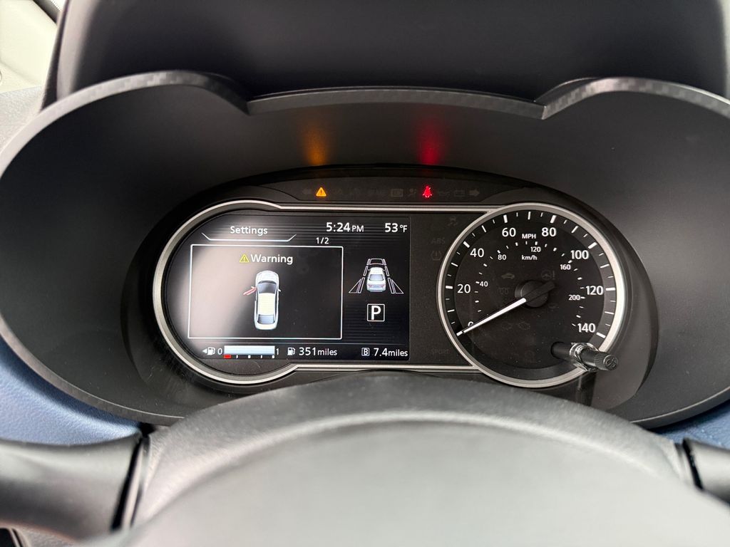 2025 Nissan Versa Sedan SV - Photo 24