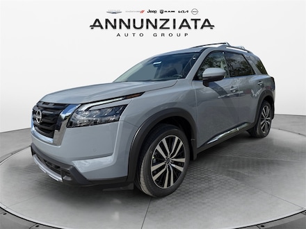 2025 Nissan Pathfinder Platinum SUV