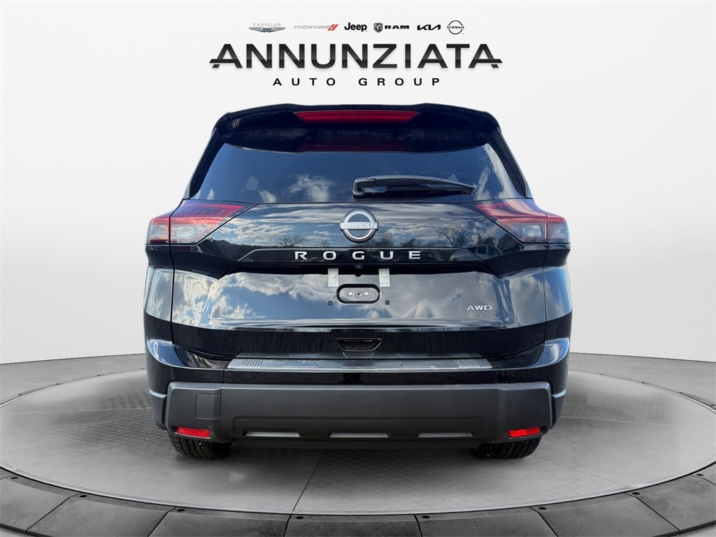 New 2026 Nissan Rogue SV SUV