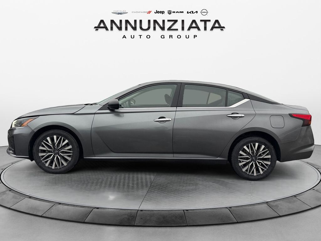 Certified 2024 Nissan Altima 2.5 SV Sedan