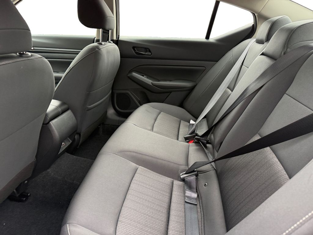 2025 Nissan Altima SV - Photo 14